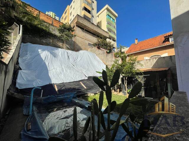 #01627 - Casa para Venda em Belo Horizonte - MG