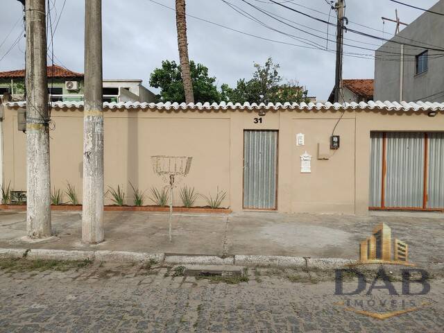 #02055 - Casa para Venda em Cabo Frio - RJ