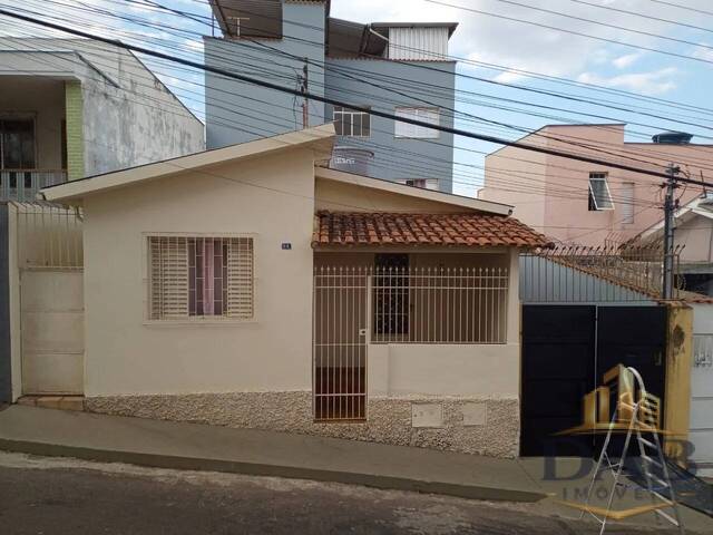 #02736 - Casa para Venda em Três Corações - MG