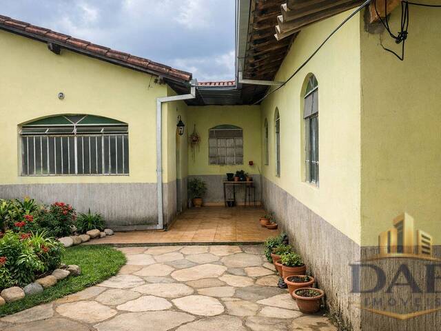 #02998 - Casa para Venda em Belo Horizonte - MG