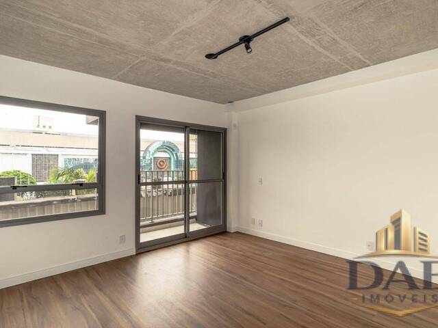 #02739 - Apartamento para Venda em São Paulo - SP