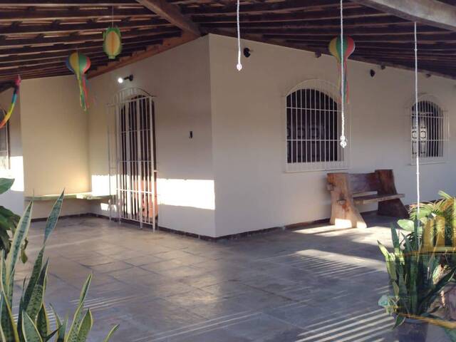 Casa para Venda em Prado - 5