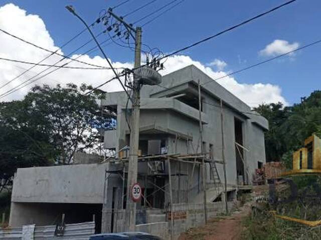 Casa para Venda em Contagem - 4