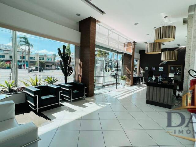 #02394 - Cobertura para Venda em Cabo Frio - RJ