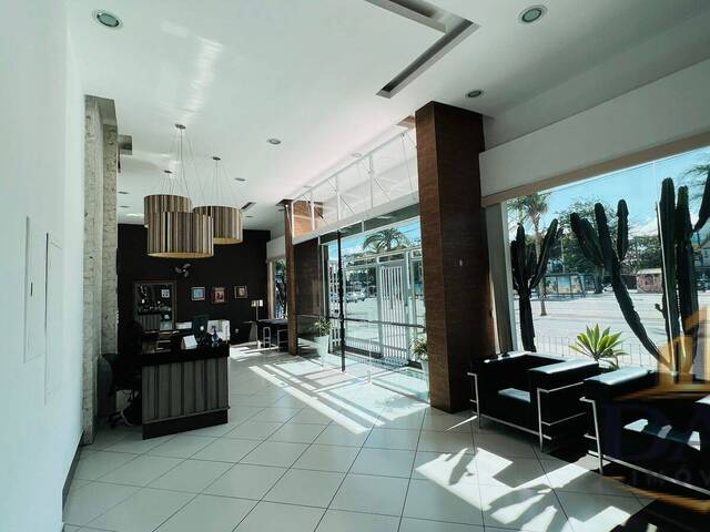 #02394 - Cobertura para Venda em Cabo Frio - RJ